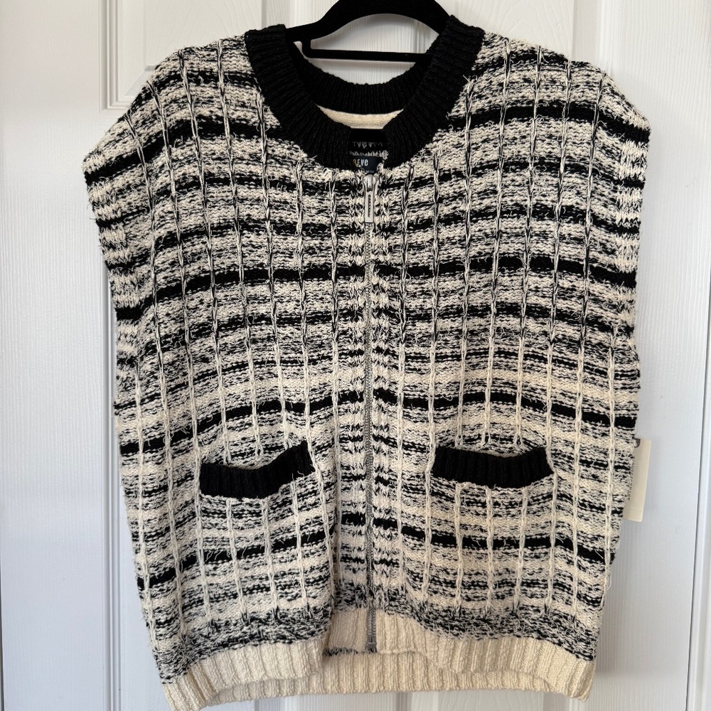 NWT - MAEVE by Antrophologie Tweed Zippered Sweater Vest Classic Size M